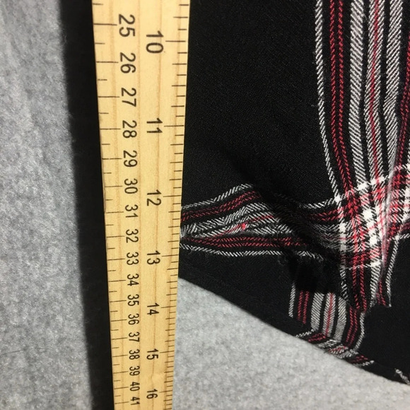 Womens Beachlunchlounge Button Up Shirt Plaid Black Red Fall Winter Casual - Picture 5 of 5